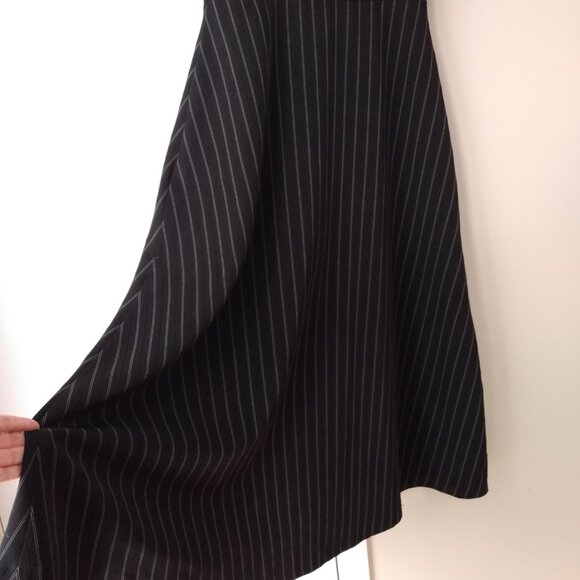 Striped Mennonite Cape Dress 36"B 30.5"W Modest Black White Pinstripe - Picture 7 of 10